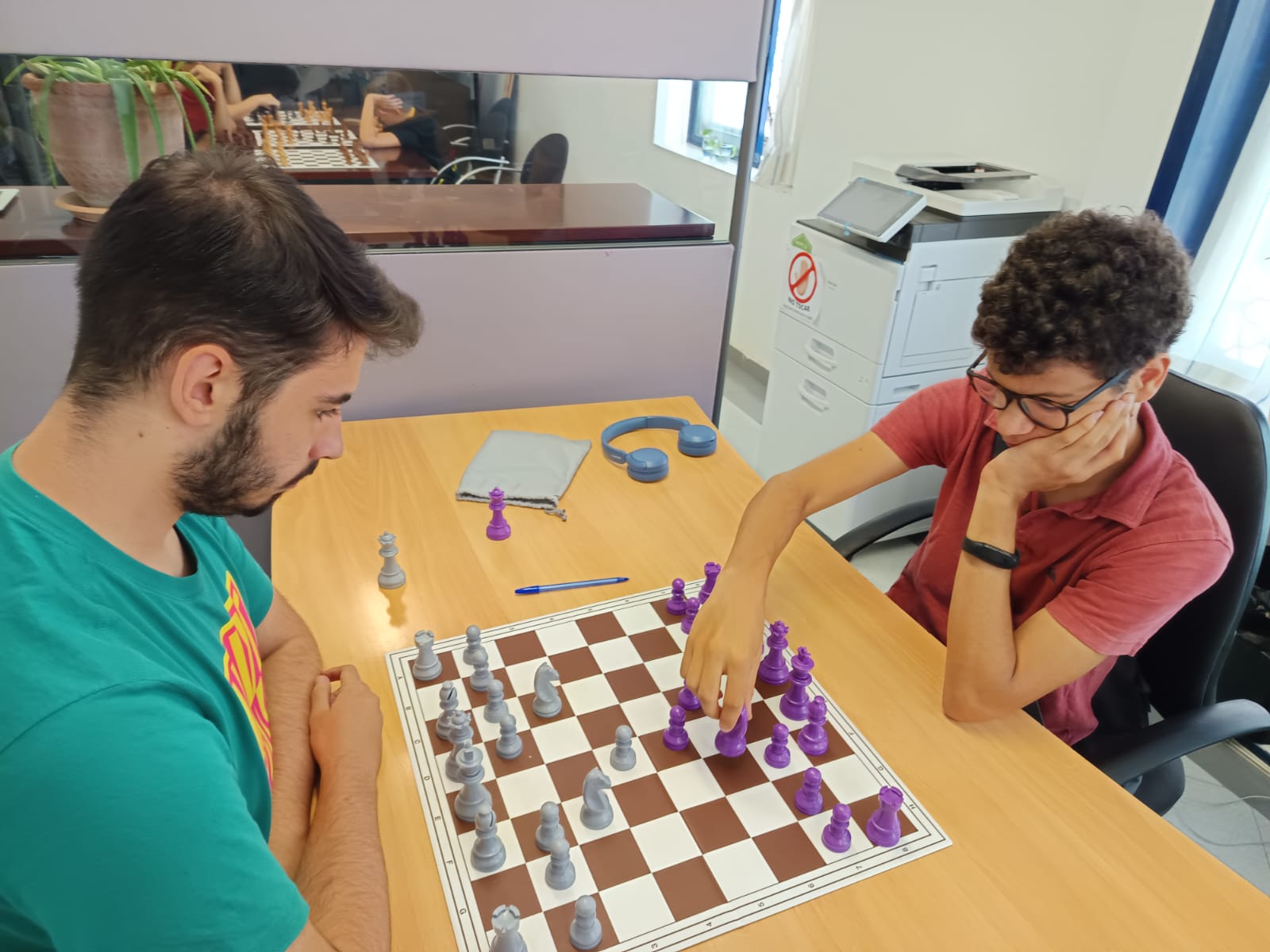 Activitat educativa amb joves d'Olimpia Chess Academia